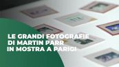 Una mostra a Parigi celebra le grandi fotografie di Martin Parr