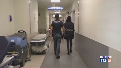 Abusava delle colleghe, primario ai domiciliari