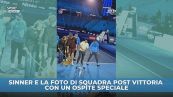 Atp Finals, Sinner in campo con Snoopy: il cane di Laila conquista tutti