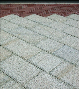 pavimenti in granito- GRANITO GIALLO SAN GIACOMO - LORIGA GRANITI