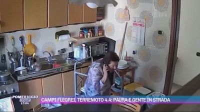 Campi Flegrei, terremoto 4.4: paura e gente in strada