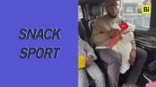 Franck Kessie alle prese con la poppata