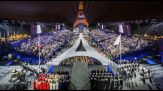 A Parigi 2024 cerimonia apertura fra battelli, pioggia e celebrità