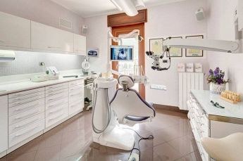 Casagrande dott. Marcello – Cabiati dott. Stefano Studio dentistico associato Implantologia Osteointegrata
