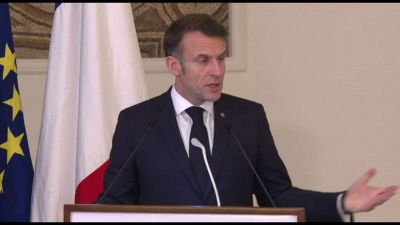 Macron annuncia una conferenza a Parigi per ricostruzione del Libano
