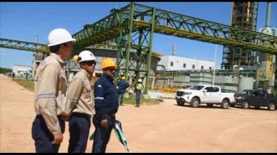 La Bolivia inaugura mega complesso siderurgico finanziato dalla Cina