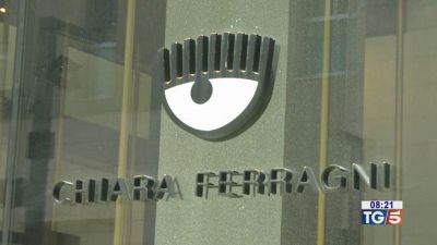 Uova e pandori, chiuse le indagini su Ferragni