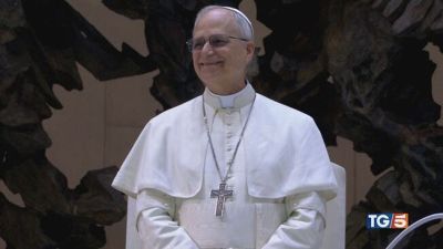 Leone dagli agostiniani, più presente sui social