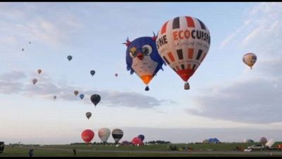 Il cielo della Lorena si colora con tantissime mongolfiere