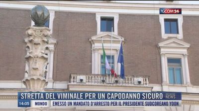 Breaking News delle 14.00 | Stretta del Viminale per un Capodanno sicuro