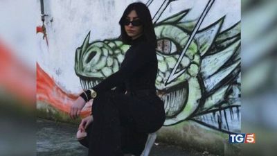 Uccisa al rave, caccia all'uomo