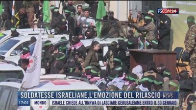 Breaking News delle 17.00 | Soldatesse israeliane, l'emozione del rilascio