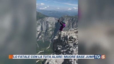 Lancio da brivido, muore base jumper