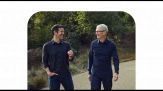 Apple, dopo 15 anni finisce l'era di Tim Cook: arriva John Ternus