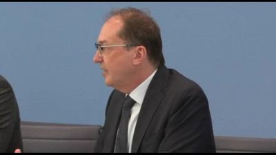 Germania, governo Merz sfida i giudici sullo stop a richiedenti asilo