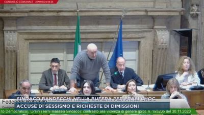 Sindaco Bandecchi nella bufera per frasi choc