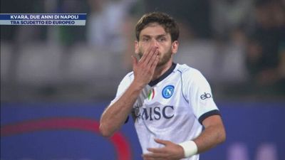 Kvara, due anni di Napoli