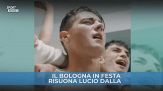 Bologna: la squadra canta "L'Anno Che Verrà"
