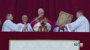 Il primo Regina Coeli attesi 150mila fedeli