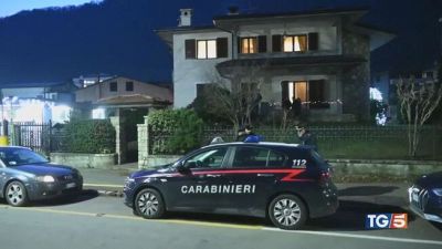 Bambina in fin di vita per un colpo di pistola