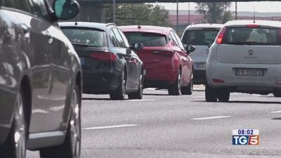 Mossa governo Meloni abolito il bollo auto