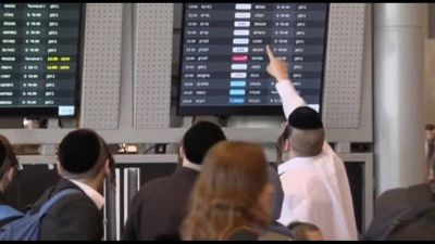 Sciopero generale in Israele contro il governo, aeroporto fermo