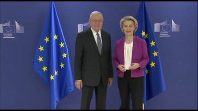L'inviato speciale Usa per l'Ucraina Keith Kellog vede Von der Leyen