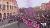 Mare rosa nelle strade