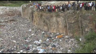 Kenya, folla inferocita a Nairobi: trovati 9 cadaveri in discarica