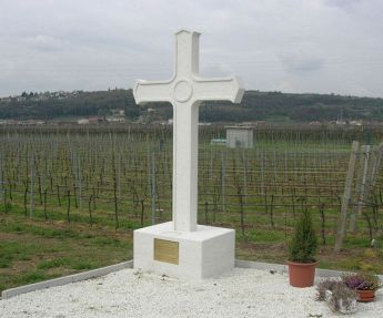 Croce in marmo - Fratelli Bona marmi e graniti