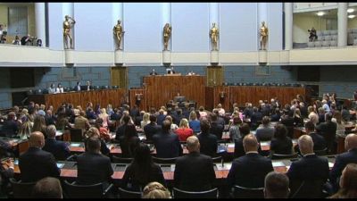 La Finlandia ha approvato una controversa legge anti-migranti