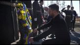 Zelensky in visita al memoriale ai caduti di Moschun
