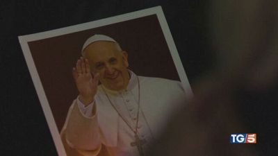La voce di Francesco commuove il mondo