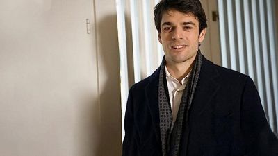 Luca Argentero padre single ma innamorato nel film su La 5