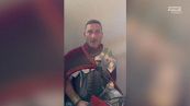Totti vestito da gladiatore al Lucca Comics