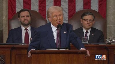 Zelensky cede a Trump "Pronti a negoziare"
