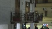 Uccide al compagna e poi si toglie la vita