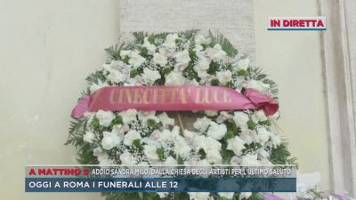 Addio Sandra Milo, dalla chiesa degli artisti per l'ultimo saluto