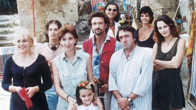 Sabrina Ferilli e Laura Morante in ferie in spiaggia a Ventotene