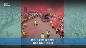 Accoglienza da brividi per il Liverpool ad Anfield per il match che vale la Premier