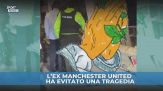 Antonio Valencia eroe: ha salvato un ragazzo dal suicidio
