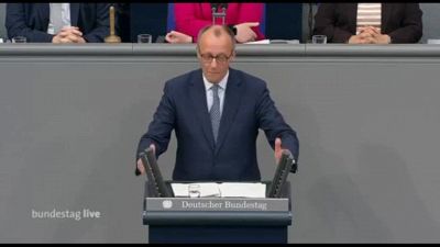 Merz al (vecchio) Bundestag chiede i voti per maxi pacchetto di spesa