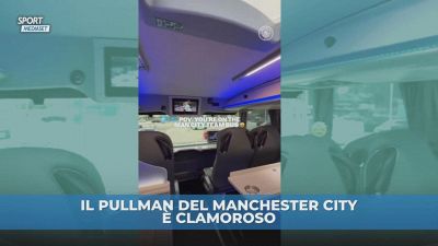 Il pullman del Manchester City è clamoroso