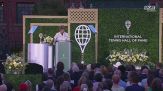 Federer entra nella Hall of Fame del tennis: l'annuncio emozionato della moglie Mirka
