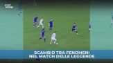 Combinazione da sogno Totti-Xavi e l'ex Barcellona fa gol con lo scavetto