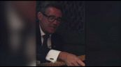 Il premier Burnham suona gli Smiths con un soldato ucraino
