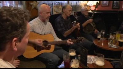 L'Irlanda al voto, nei pub di Dublino previsioni e speranze