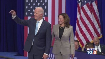 Insieme sul palco, le risposte di Trump
