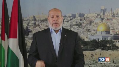 Tregua in bilico, colloqui al Cairo