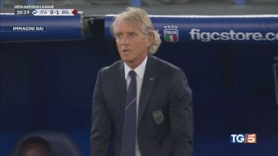 Mancini cambia mezza squadra